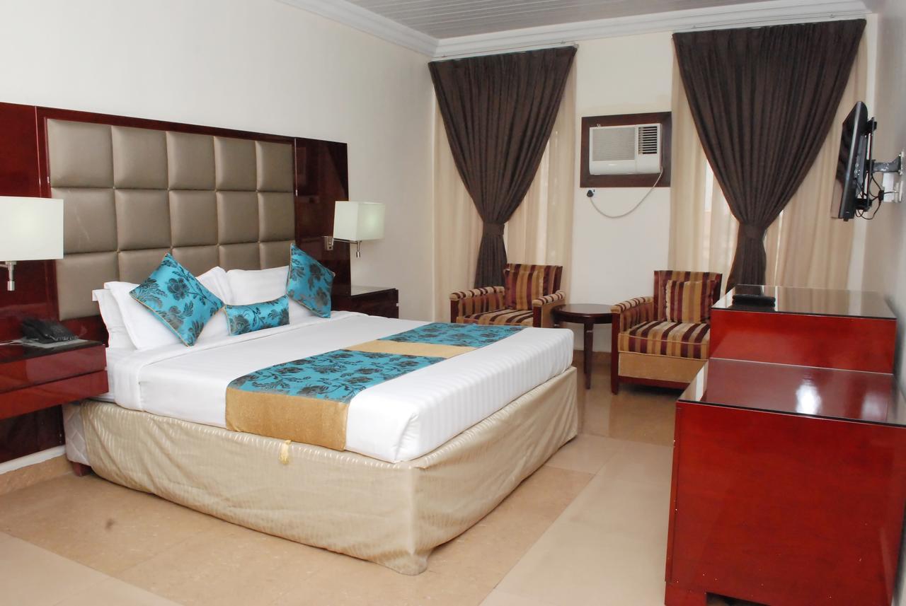 De Rembrandt Hotels And Suites Икеджа Екстериор снимка