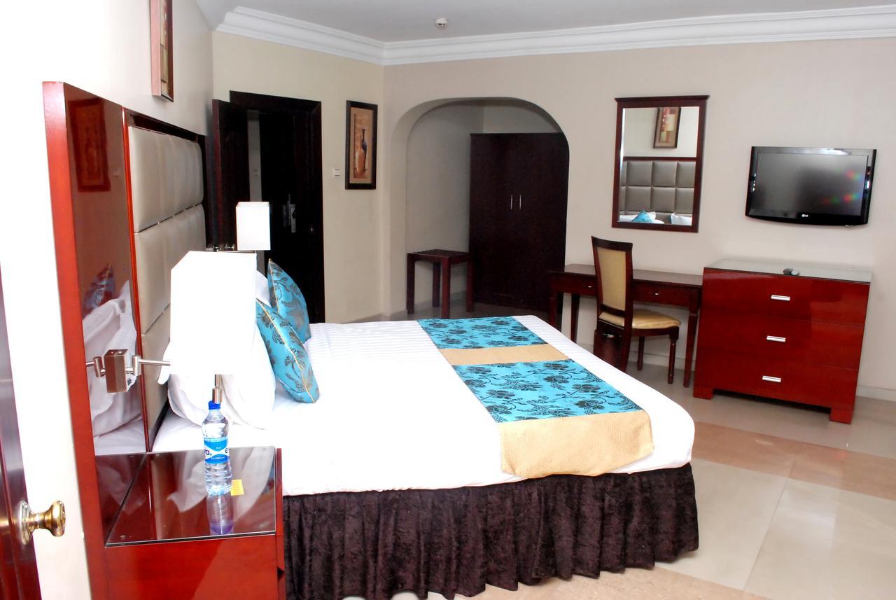 De Rembrandt Hotels And Suites Икеджа Екстериор снимка