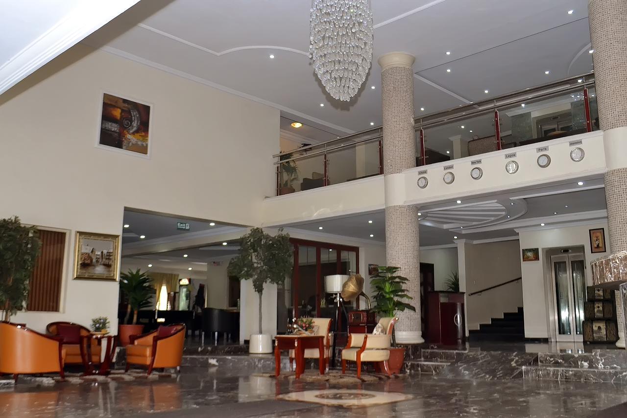 De Rembrandt Hotels And Suites Икеджа Екстериор снимка