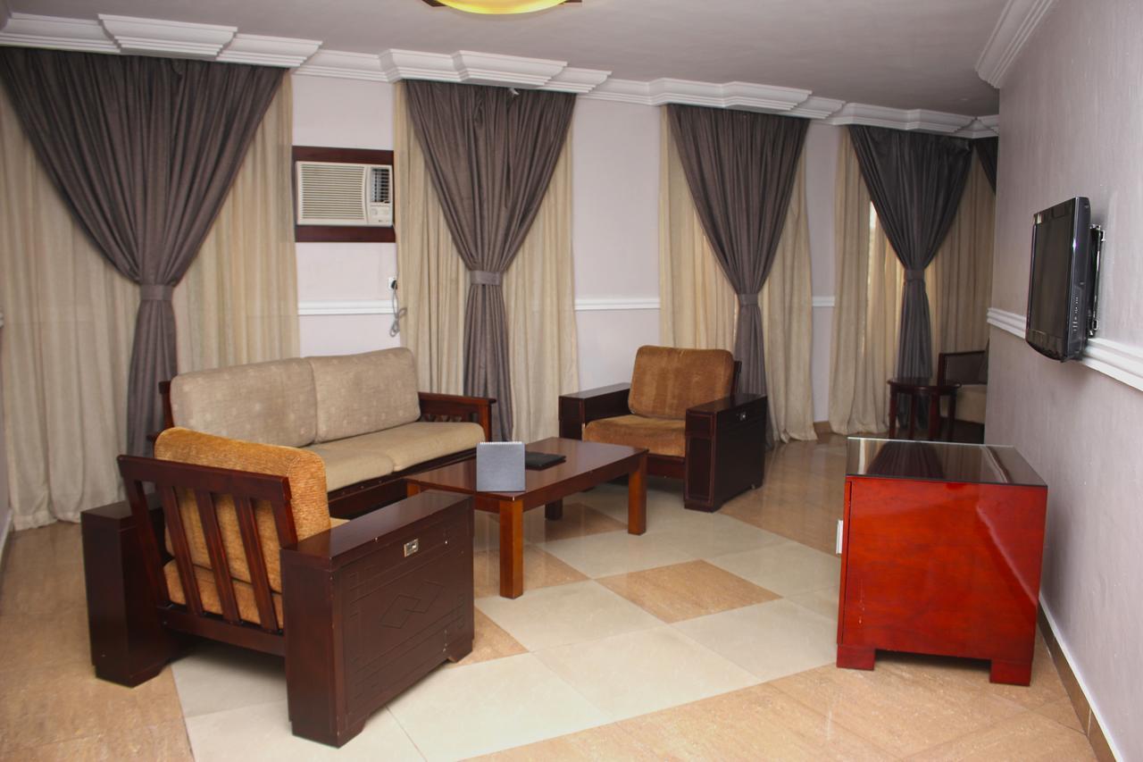 De Rembrandt Hotels And Suites Икеджа Екстериор снимка